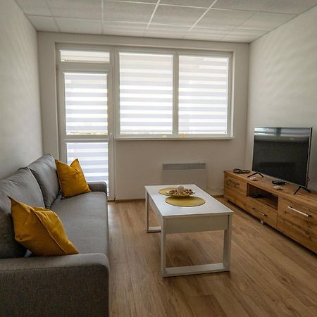 Apartmany Motocentrum Kaluža Esterno foto