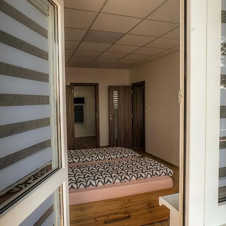 Apartmany Motocentrum Kaluža Esterno foto
