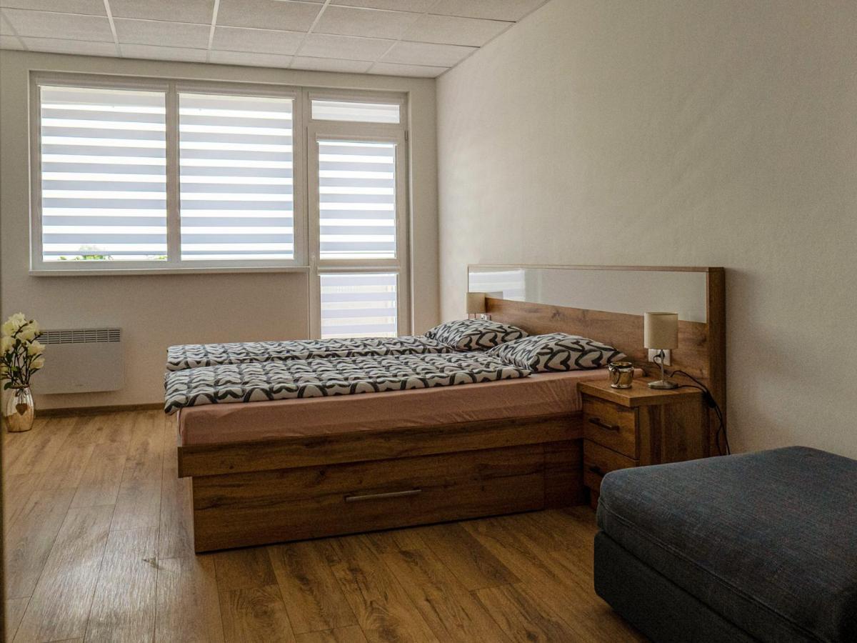 Apartmany Motocentrum Kaluža Esterno foto